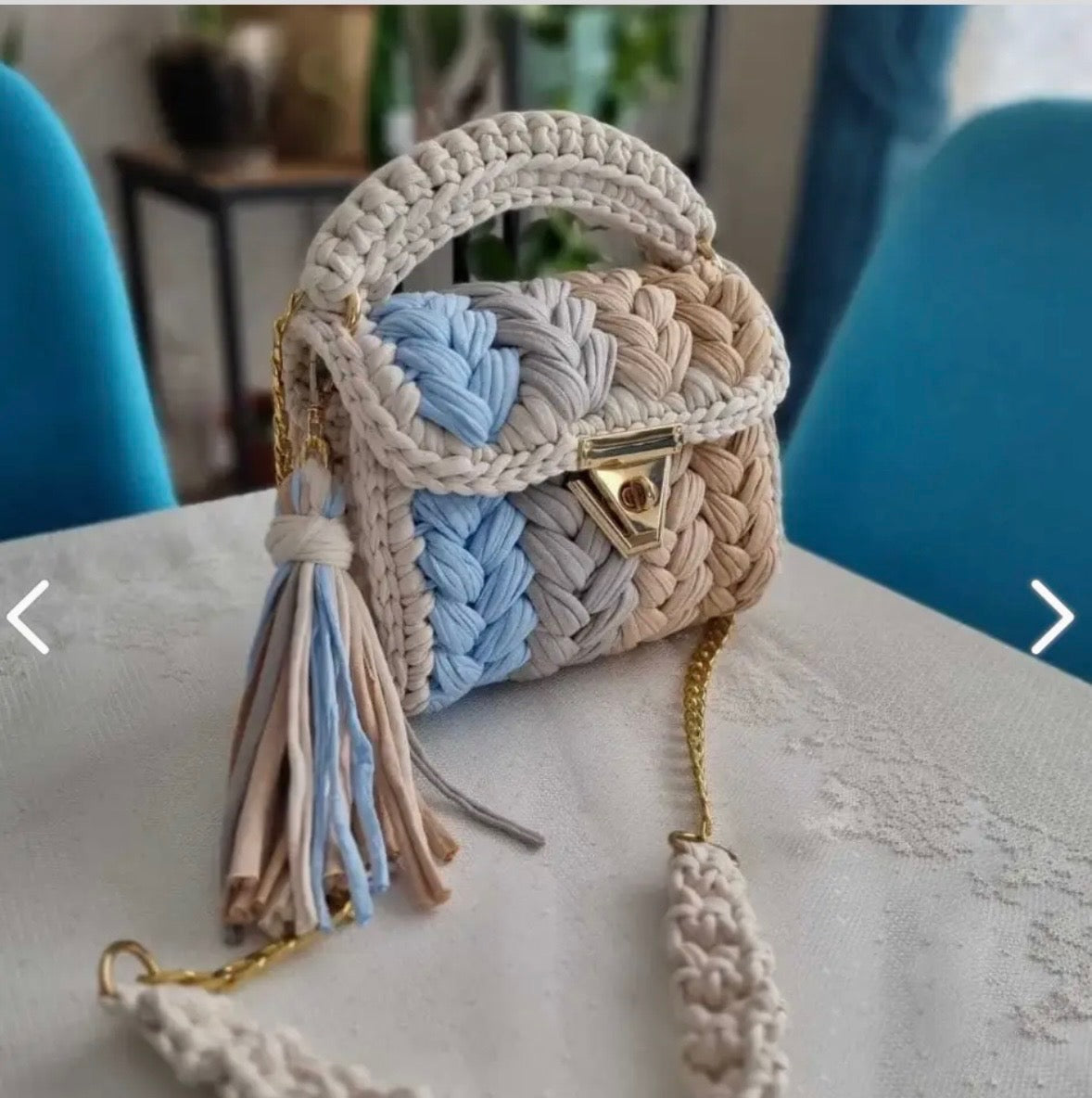 The Knot Your Average Bag